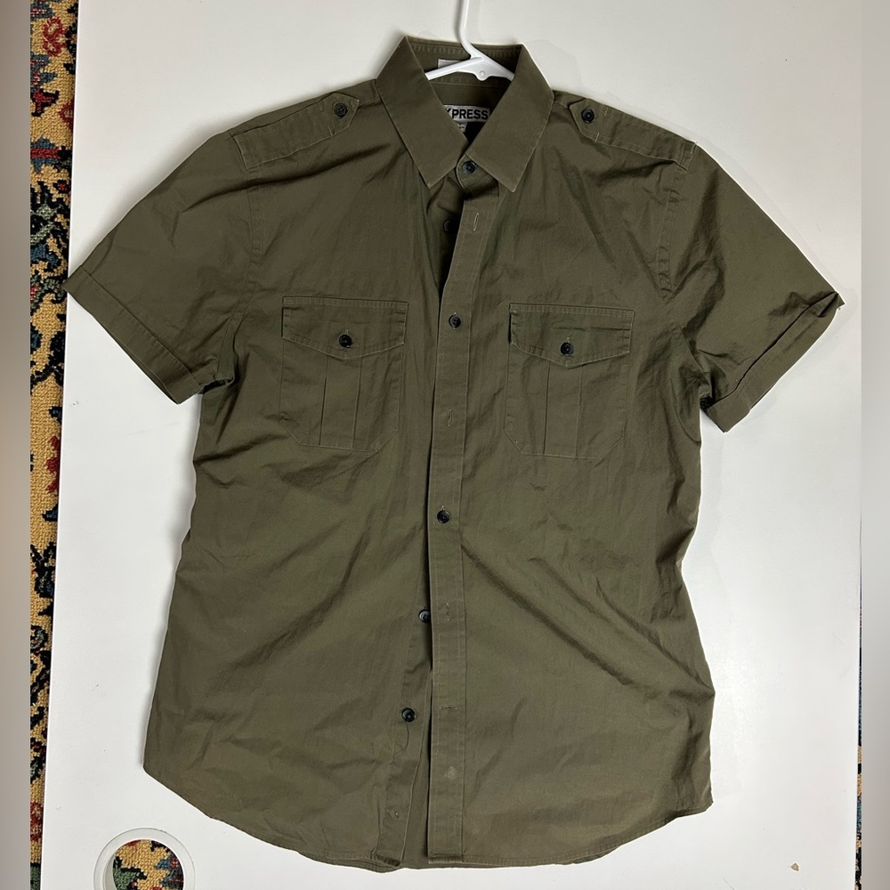 Express Men’s Forest Green Short Sleeve Button Down Shirt